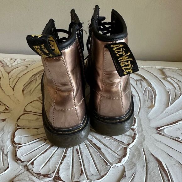 Dr Martens air wear rose gold combat boot size 5 - Picture 3 of 9